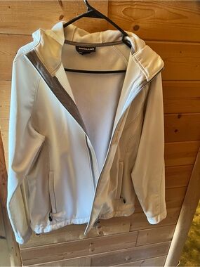 Kirkland Signature Women's Cream Hooded Softshell Jacket